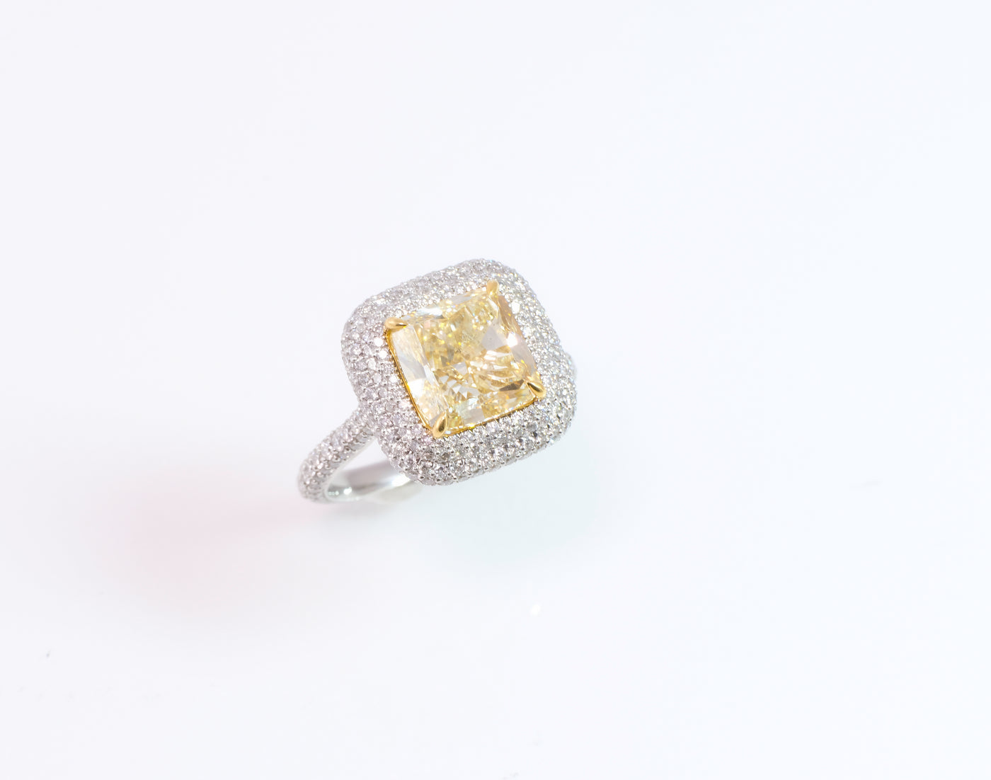 "Darling" 4.25-carat Fancy Light Yellow Diamond Platinum Ring