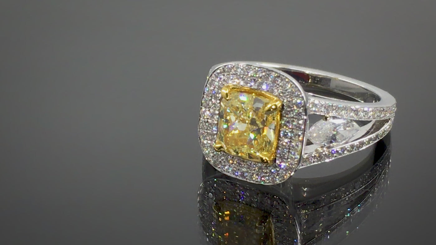 "Andromeda" yellow diamond ring