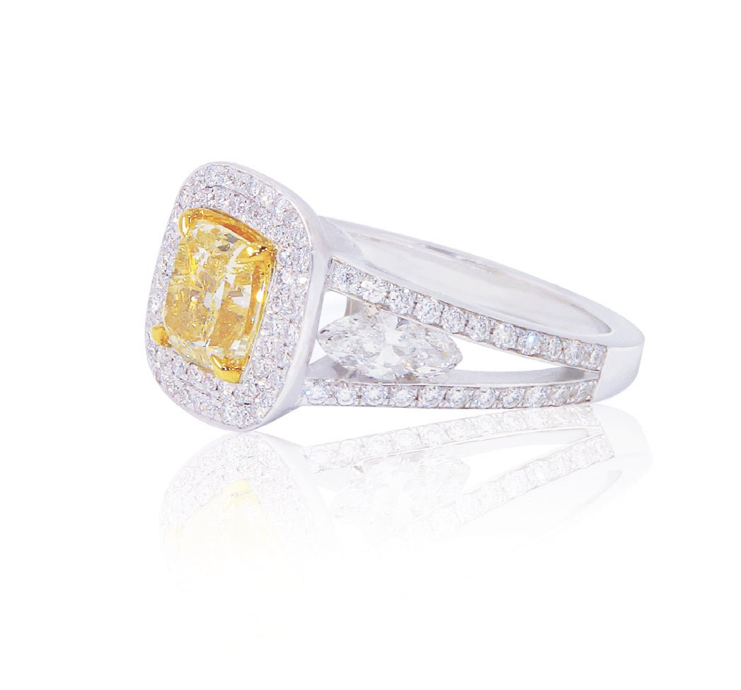 "Andromeda" yellow diamond ring - Surround Art & Diamonds Jewelry by Surround Art & Diamonds
