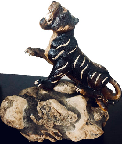 Fine Art Sculpture "Victorious Tiger" - Surround Art & Diamonds Sculpture by L'Aquart